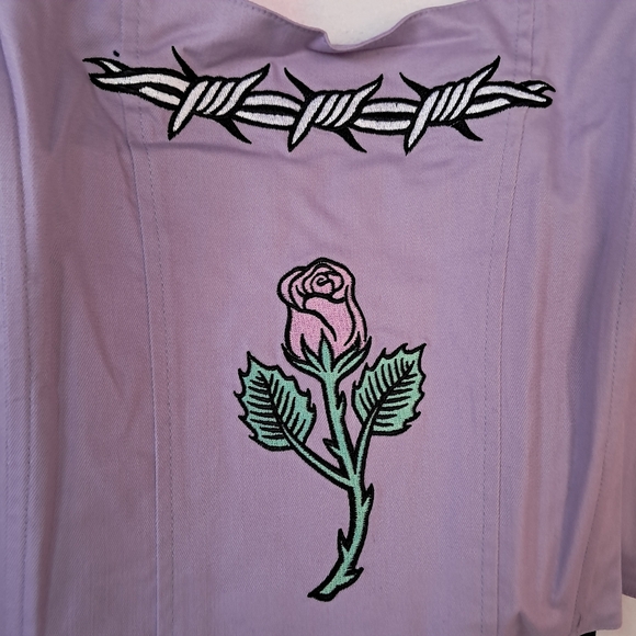 Current Mood Lavender Rose Embroidered Top - Picture 4 of 8